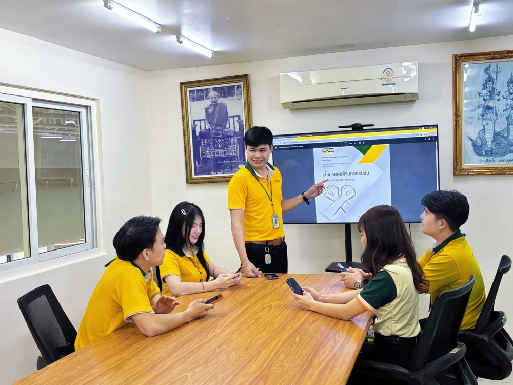 การสื่อสาร ให้ความรู้ และสร้างความตระหนัก