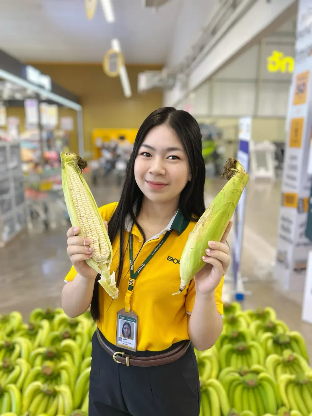 Promoting the distribution channels of products for agriculturist group through “Sharing Happiness, creating smile and Kasetdee Platform project”